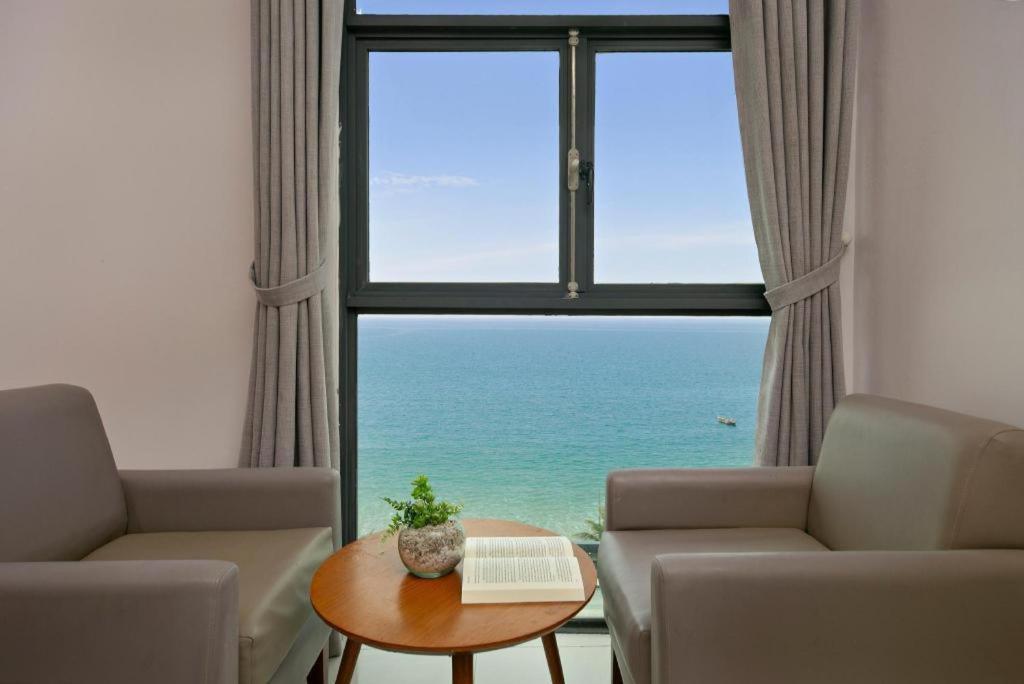Bay Hotel