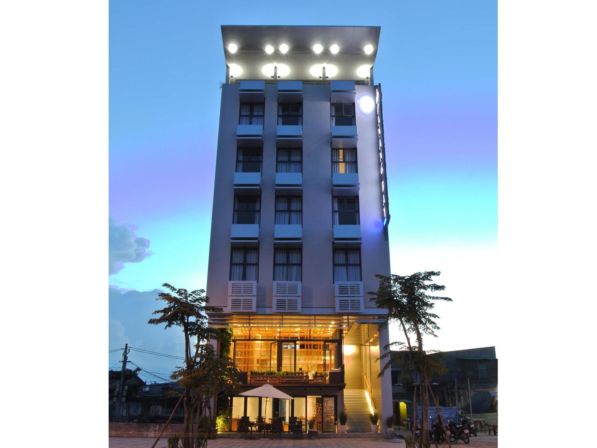Hotel Bay 3*